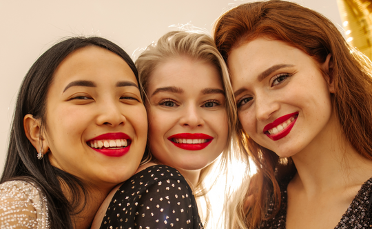 8 Red Lipstick Shades for a Night Out