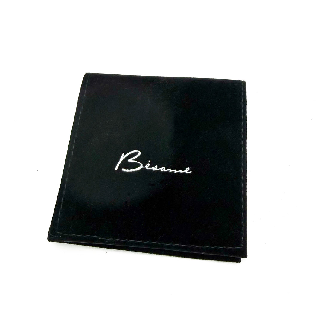 Compact Protective Sleeve